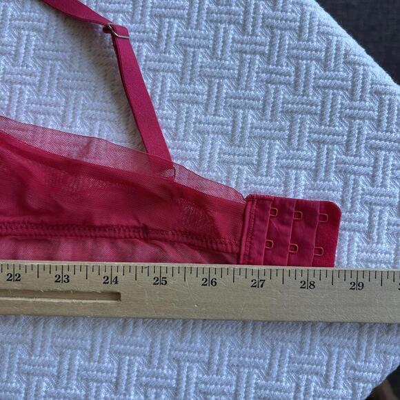 La Vie En Rose Women's Size Medium Pink Lace Plunge T-Shirt Bra Victorian - Picture 7 of 11